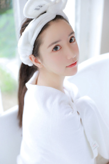 堕落的女律师